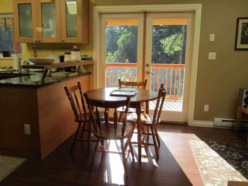 Cosy Woodpecker Cottage Fernwood Exterior photo